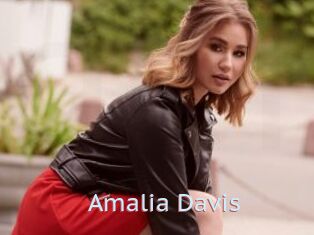Amalia_Davis