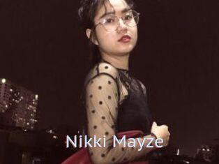 Nikki_Mayze